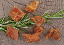 Laden Sie das Bild in den Galerie-Viewer, Winteredition Landentenbrust Würfel