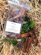 Laden Sie das Bild in den Galerie-Viewer, Rindereuter mit Verpackung daneben