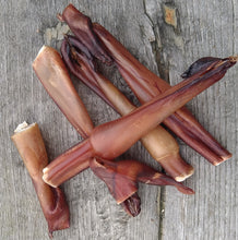 Laden Sie das Bild in den Galerie-Viewer, Ochsenziemerabschnitte 250g